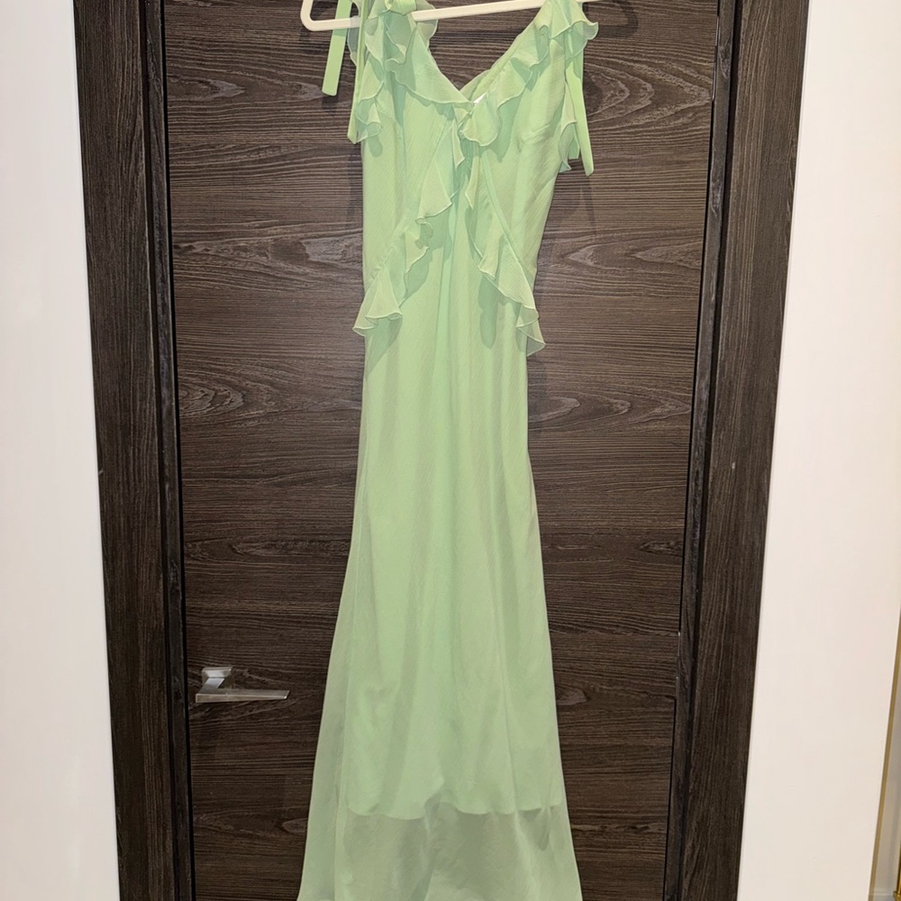 Elegant Green Ruffle Dress